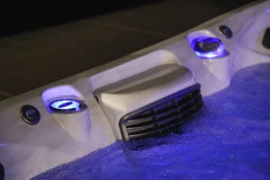 Jacuzzi® J-475IP™ Platinum White. LED drinks holder | Oyster Pools Jacuzzi® J-475IP™ Platinum White. LED drinks holder