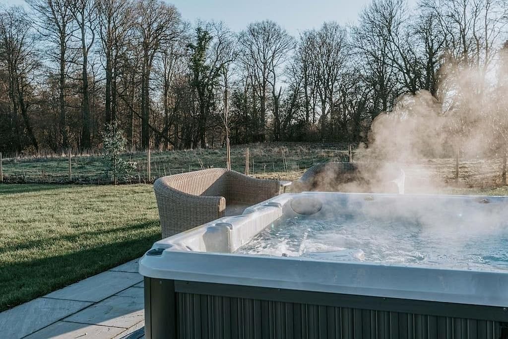 using hot tub in winter