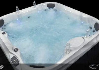New 2024 Jacuzzi J-245