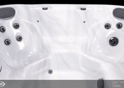 New 2024 Jacuzzi J-225